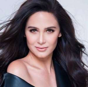 Kristine Hermosa Birthday, Real Name, Age, Weight, Height, Family, Facts, Dress Size, Contact